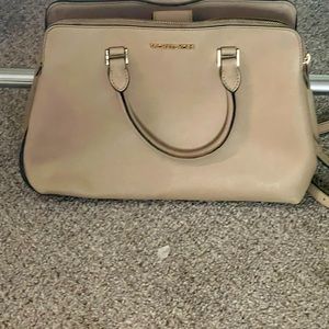 Michael Khors Purse